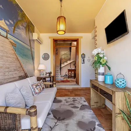 B&B L'Angolino Della Nonna Castelluzzo