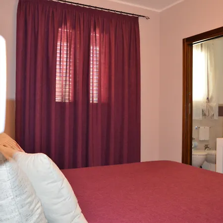 L'angolino Della Nonna Alojamento de Acomodação e Pequeno-almoço 3*