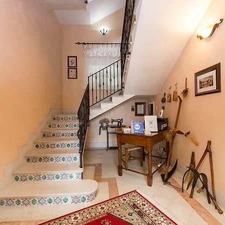 L'angolino Della Nonna Alojamento de Acomodação e Pequeno-almoço Castelluzzo