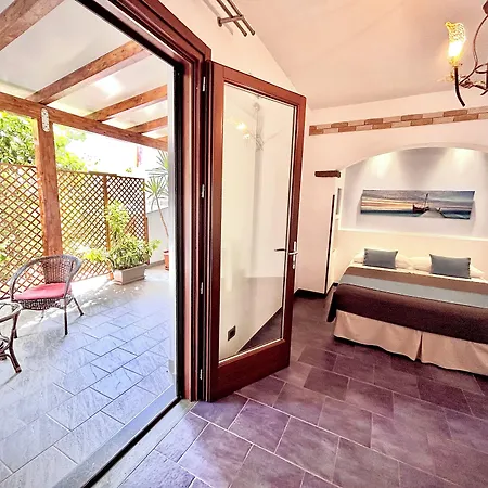 L'angolino Della Nonna Alojamento de Acomodação e Pequeno-almoço Castelluzzo