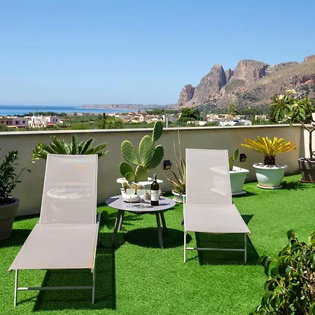 Bed & Breakfast L'angolino Della Nonna 4*