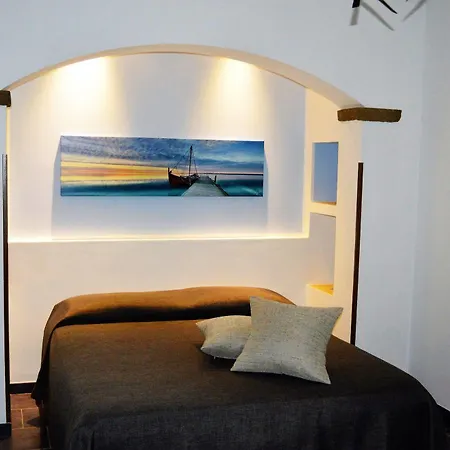 B&B L'Angolino Della Nonna Castelluzzo